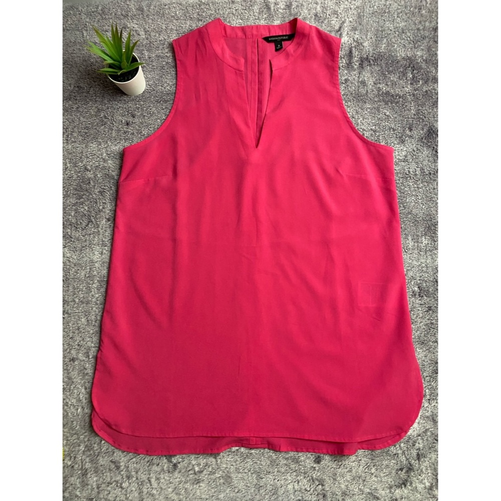 Banana Republic Hot Pink Blouse V-Neck Sz 8